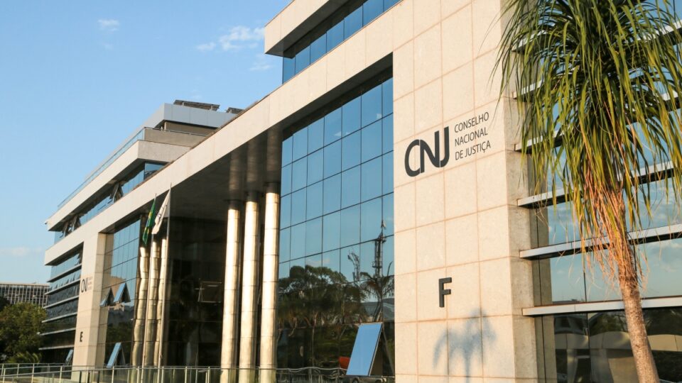 CNJ não analisa atos de ministros do STF, informa órgão