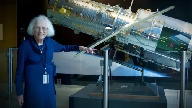 Quem foi Nancy Grace Roman, astrônoma que batiza o novo telescópio espacial da Nasa