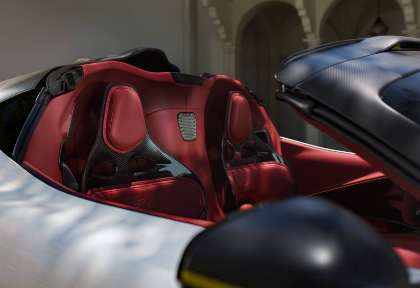 Aston Martin revela novo Valhalla Spider; 1.079 cv agora conversíveis