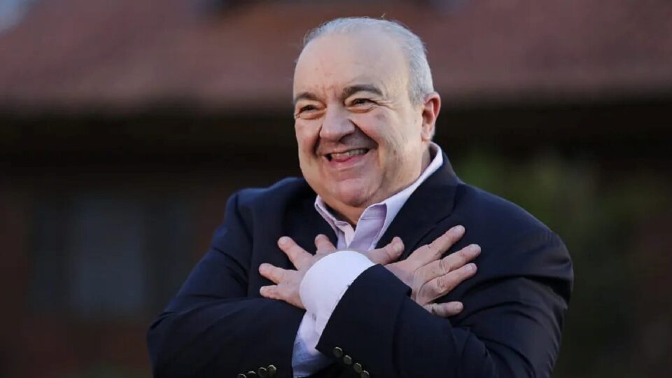 Rafael Greca sinaliza apoio a Lula e contraria aliados no 2º turno